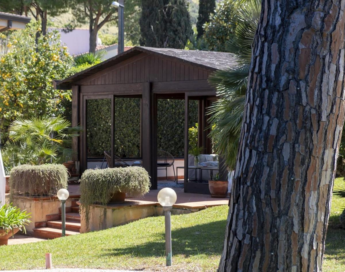 Donna Amalia Villa In Mondello Palermo Exterior foto